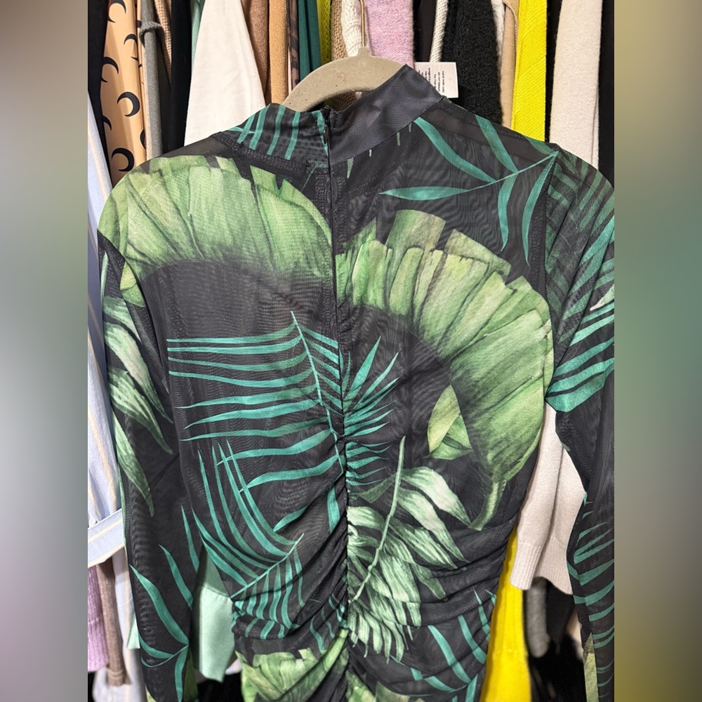 Chic Green and Black Tropical Print long sleeve sheer maxi dress